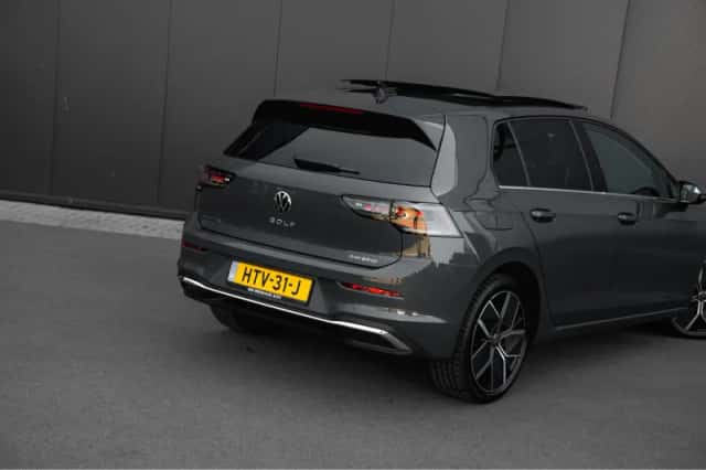 Volkswagen Golf (2025) thumbnail 8