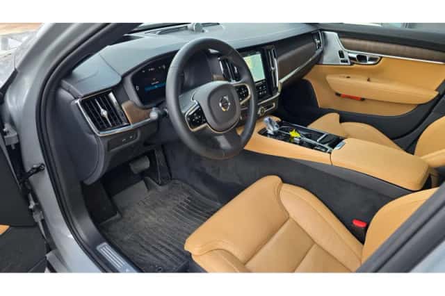 Volvo V90 (2026) thumbnail 2
