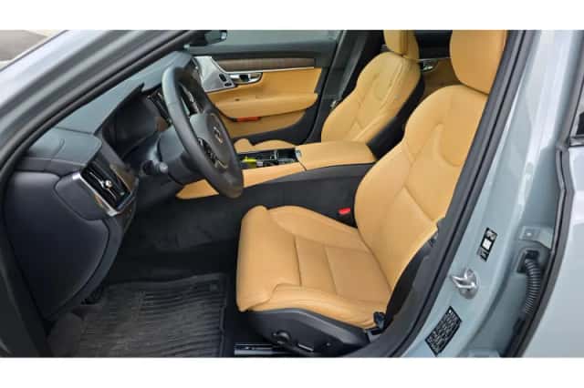 Volvo V90 (2026) thumbnail 3
