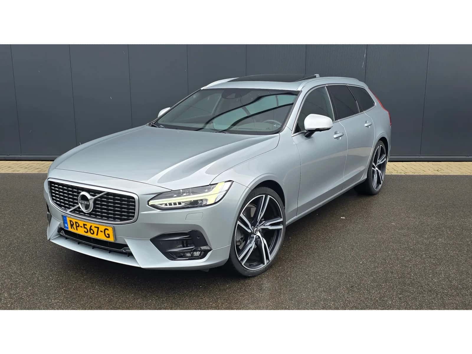 Volvo V90 (2018) — foto 1
