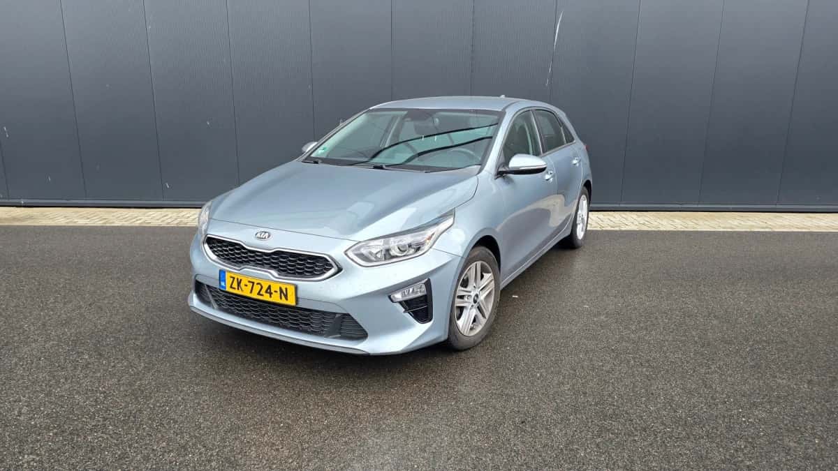 Kia Ceed (2019) — foto 1