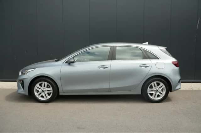 Kia Ceed (2019) thumbnail 2