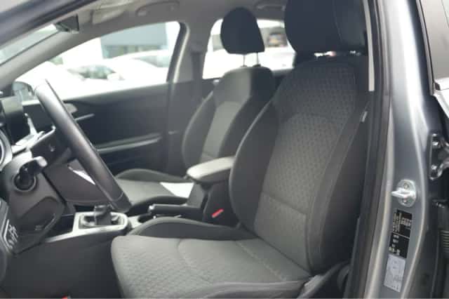 Kia Ceed (2019) thumbnail 5