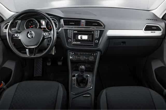 Volkswagen Tiguan (2017) thumbnail 11