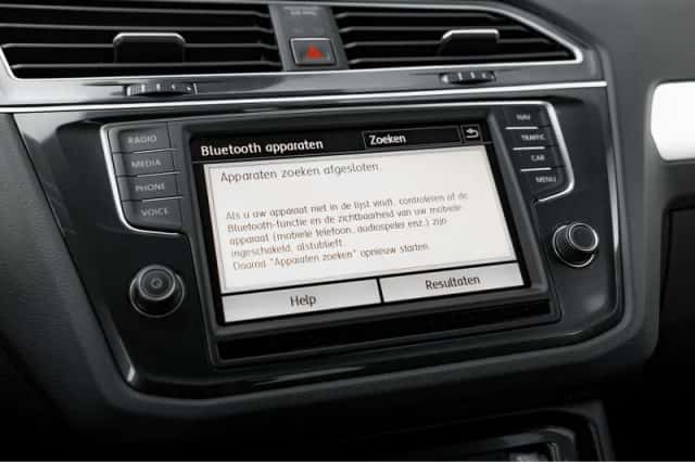 Volkswagen Tiguan (2017) thumbnail 22