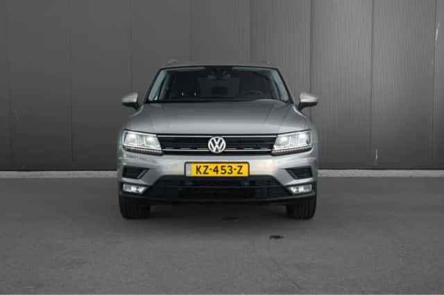 Volkswagen Tiguan (2017) thumbnail 5