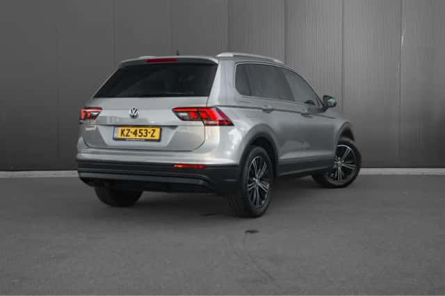 Volkswagen Tiguan (2017) thumbnail 6