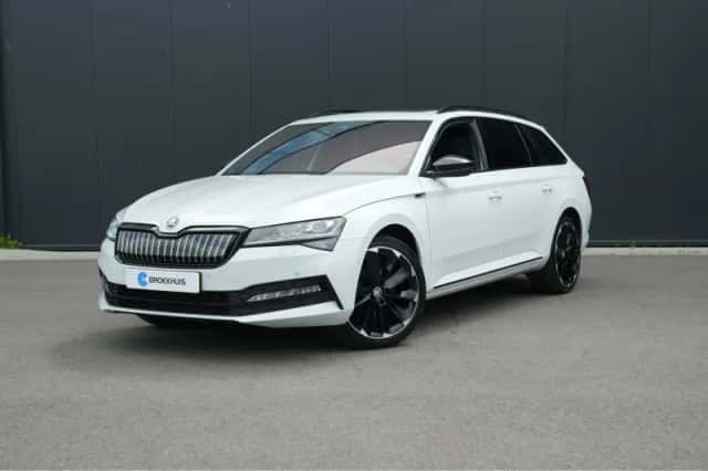 Škoda Superb (2022) thumbnail 1