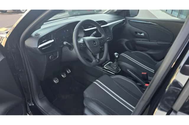 Opel Corsa (2024) thumbnail 2