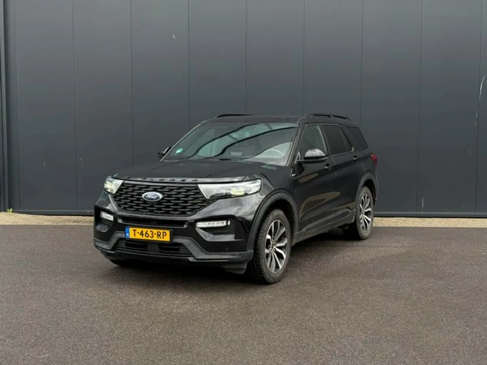 Ford Explorer (2021) — foto 1