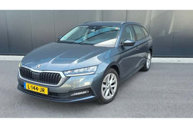 Škoda Octavia (2020) thumbnail 1