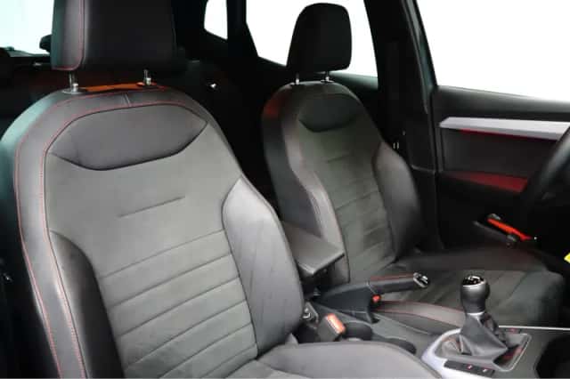 SEAT Arona (2023) thumbnail 6