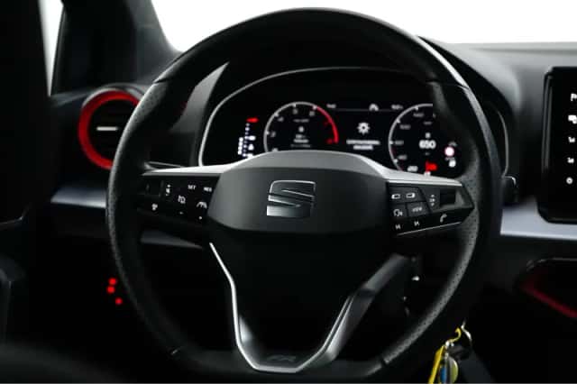 SEAT Arona (2023) thumbnail 10