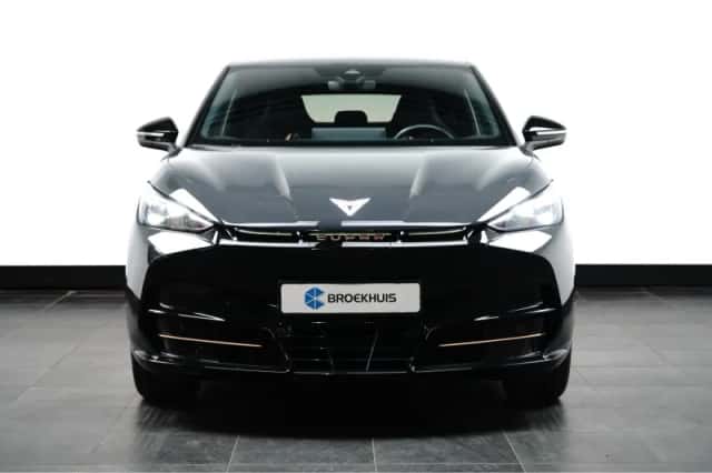 CUPRA Tavascan (2025) thumbnail 2