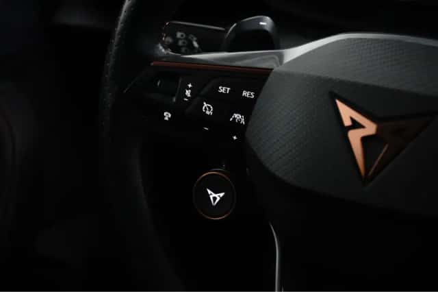 CUPRA Formentor (2022) thumbnail 11