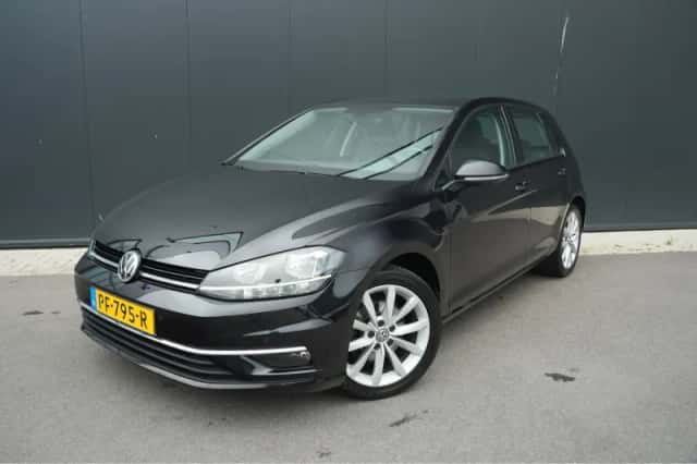 Volkswagen Golf (2017) thumbnail 1