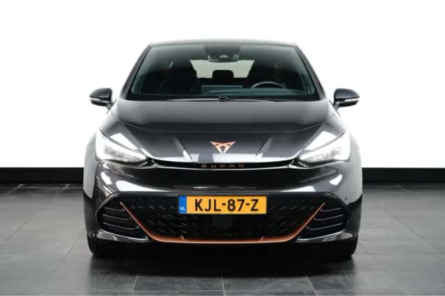 CUPRA Born (2024) thumbnail 2