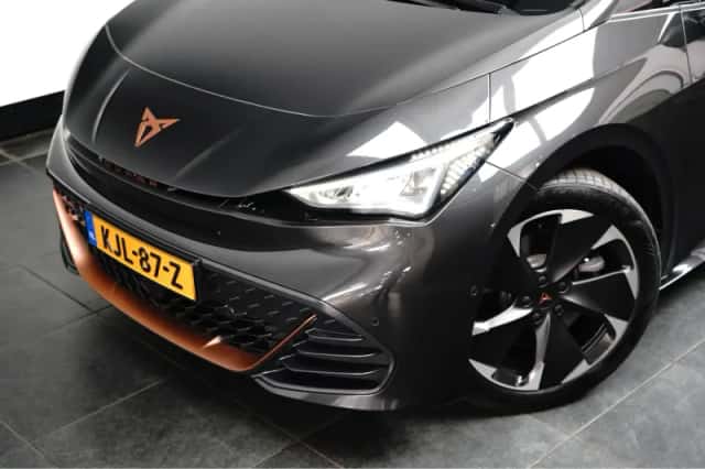 CUPRA Born (2024) thumbnail 15