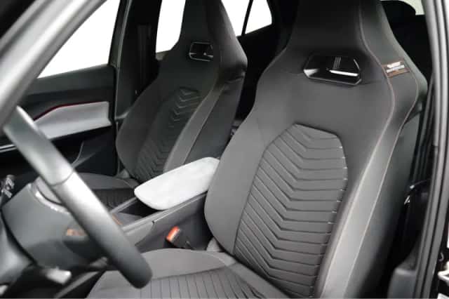 CUPRA Born (2024) thumbnail 16