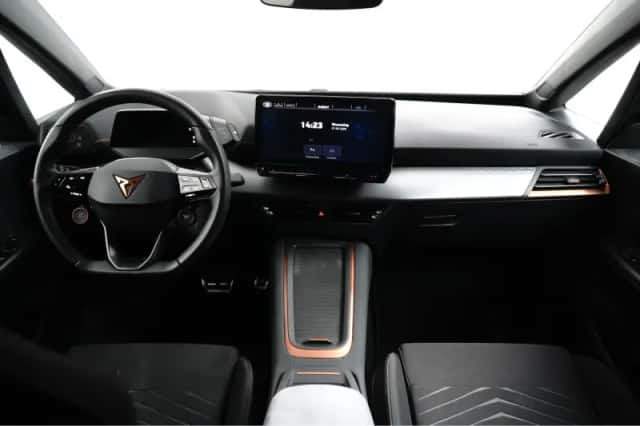 CUPRA Born (2024) thumbnail 9