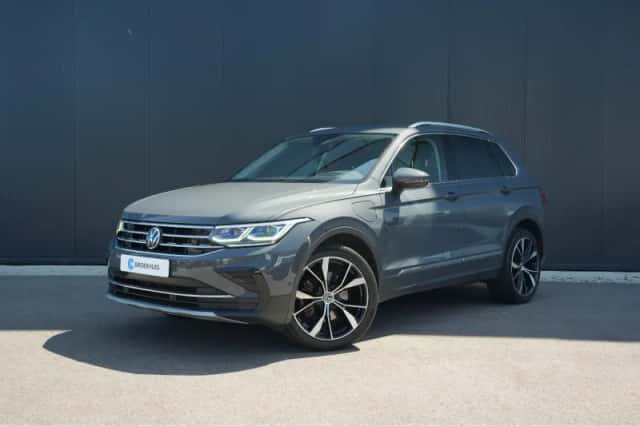 Volkswagen Tiguan (2022) thumbnail 1