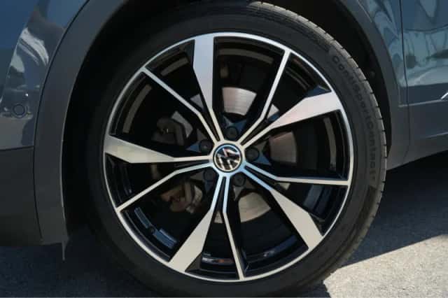 Volkswagen Tiguan (2022) thumbnail 4