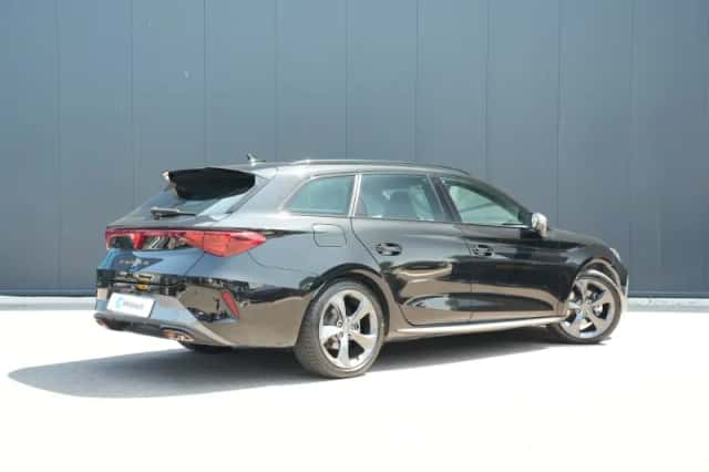CUPRA Leon Sportstourer (2025) thumbnail 4