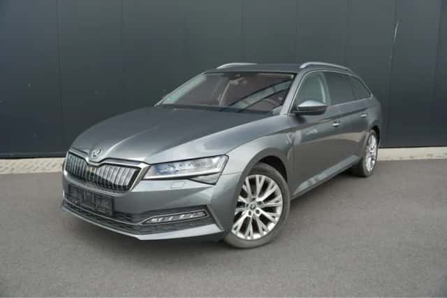 Škoda Superb (2022) thumbnail 1