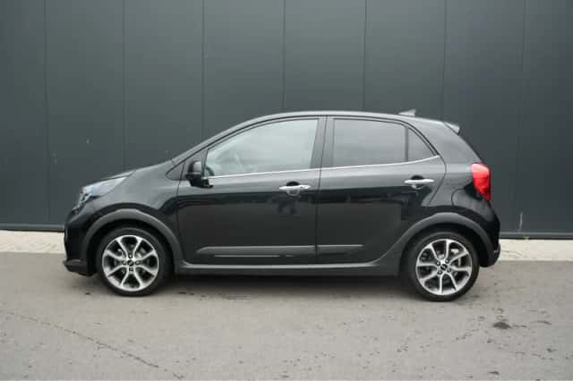 Kia Picanto (2022) thumbnail 2