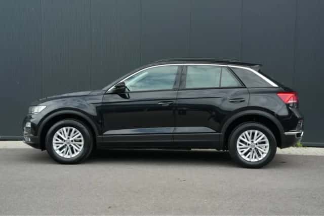 Volkswagen T-Roc (2020) thumbnail 3