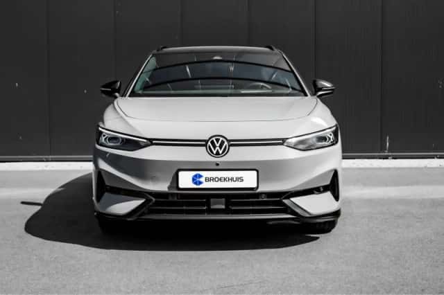 Volkswagen ID.7 (2026) thumbnail 3
