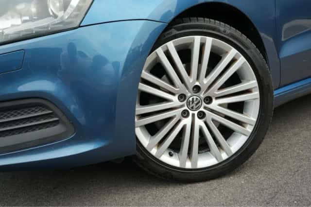 Volkswagen Polo (2013) thumbnail 6
