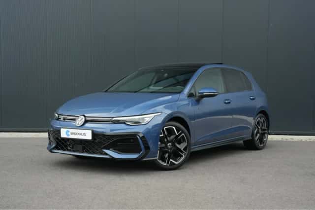 Volkswagen Golf (2025) thumbnail 1