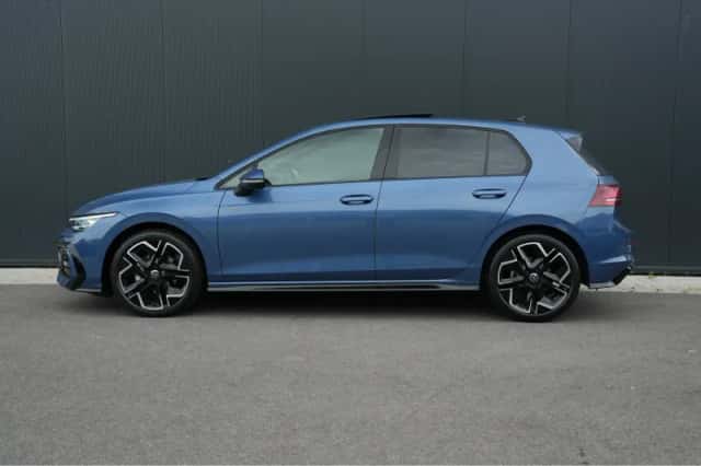 Volkswagen Golf (2025) thumbnail 3