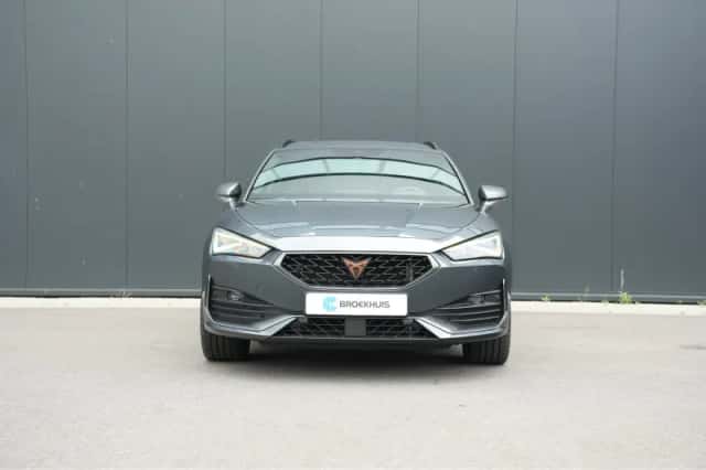CUPRA Leon Sportstourer (2023) thumbnail 2