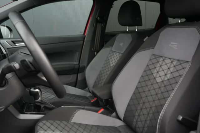 Volkswagen Taigo (2024) thumbnail 5
