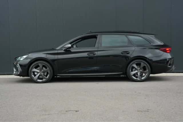 CUPRA Leon Sportstourer (2025) thumbnail 4