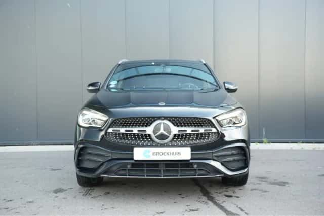 Mercedes-Benz GLA-Klasse (2021) thumbnail 2