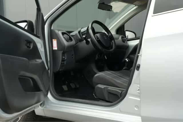 Peugeot 108 (2020) thumbnail 4