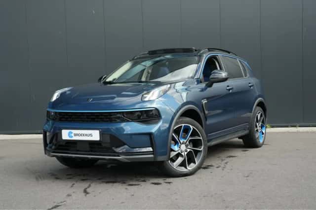 Lynk & Co 01 (2022) thumbnail 1