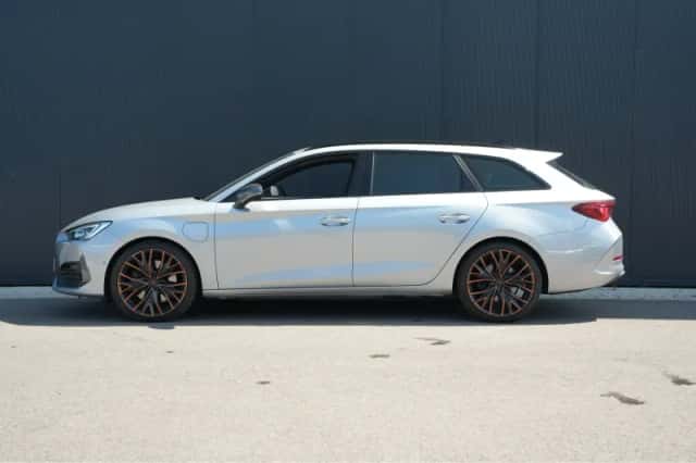 CUPRA Leon Sportstourer (2021) thumbnail 3