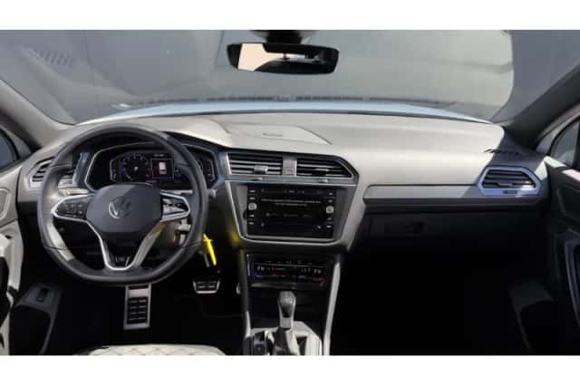 Volkswagen Tiguan (2023) thumbnail 5