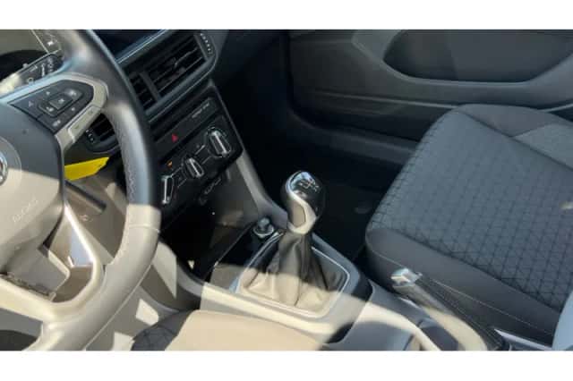Volkswagen T-Cross (2019) thumbnail 5