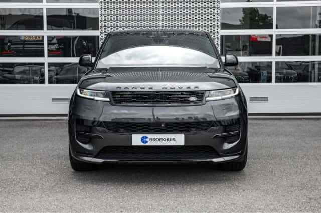 Land Rover Range Rover Sport (2023) thumbnail 4