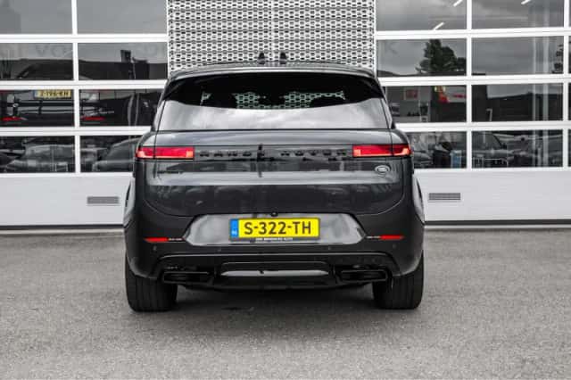 Land Rover Range Rover Sport (2023) thumbnail 5