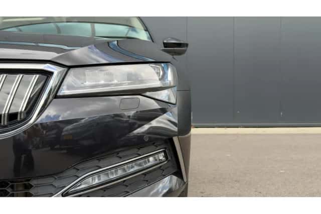 Škoda Superb (2022) thumbnail 3