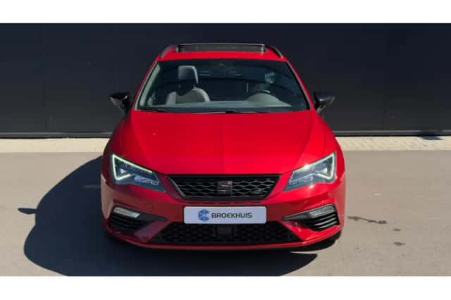 SEAT Leon (2019) thumbnail 2