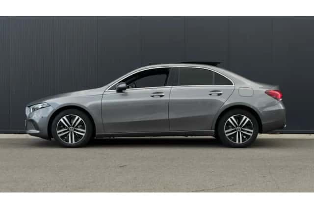 Mercedes-Benz A-Klasse (2021) thumbnail 3