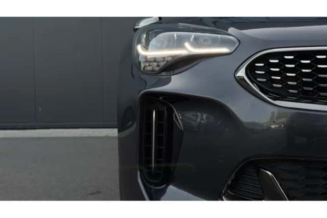 Kia Stinger (2021) thumbnail 4