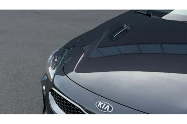 Kia Stinger (2021) thumbnail 5